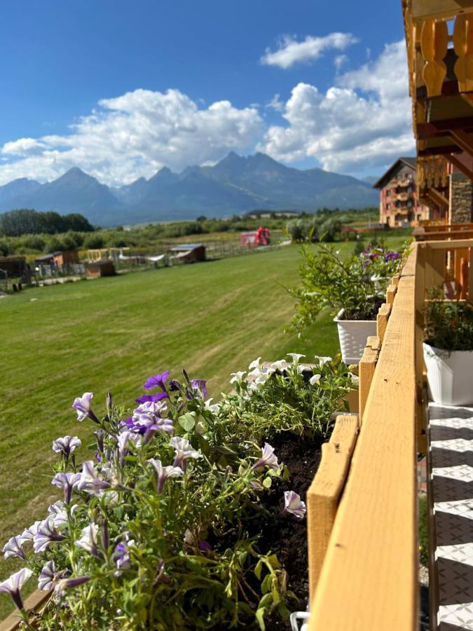 Apartliv Veľka Lomnica Bagian luar foto
